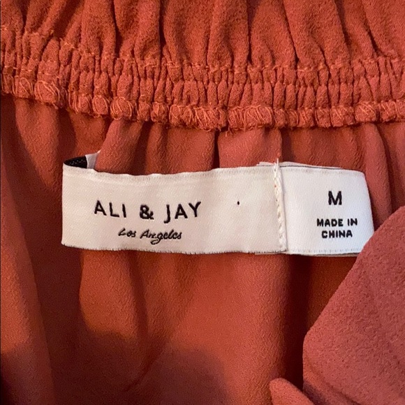 NWT Ali & Jay Off The Shoulder Dress - Picture 8 of 8